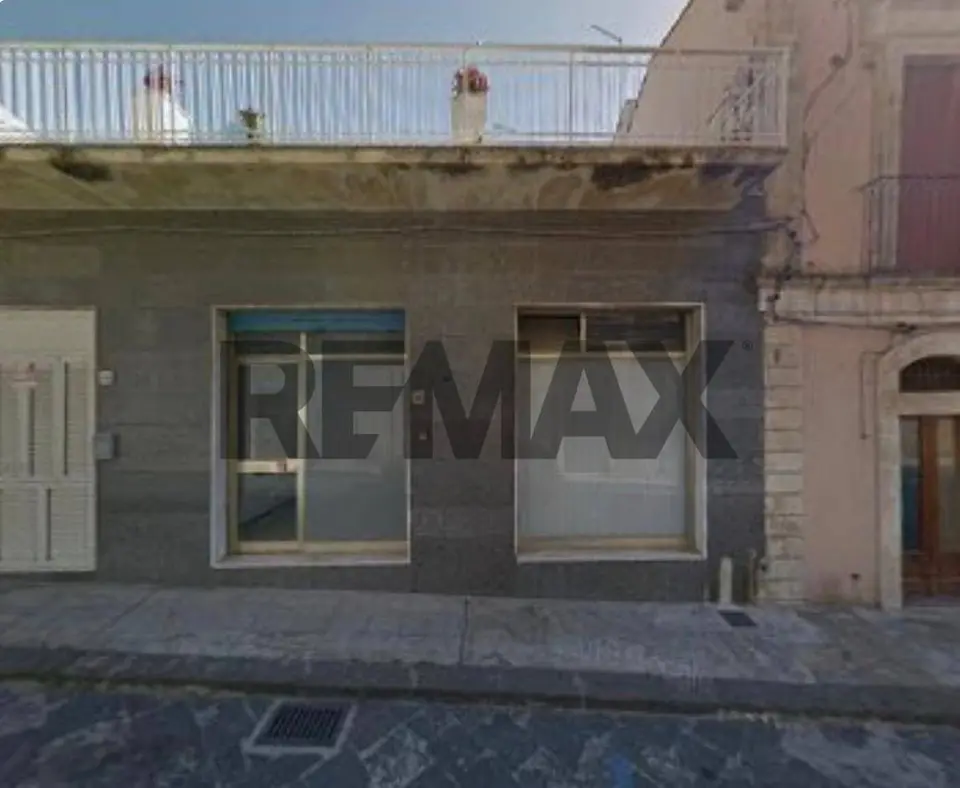 Negozio in Vendita a Palazzolo Acreide