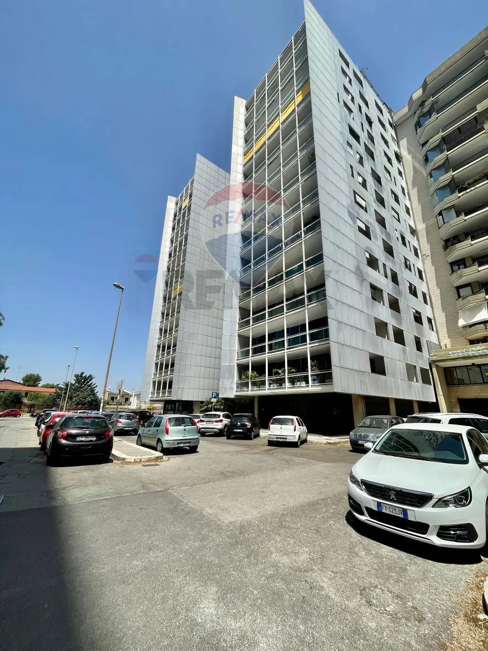 Locale Commerciale in Affitto a Bari