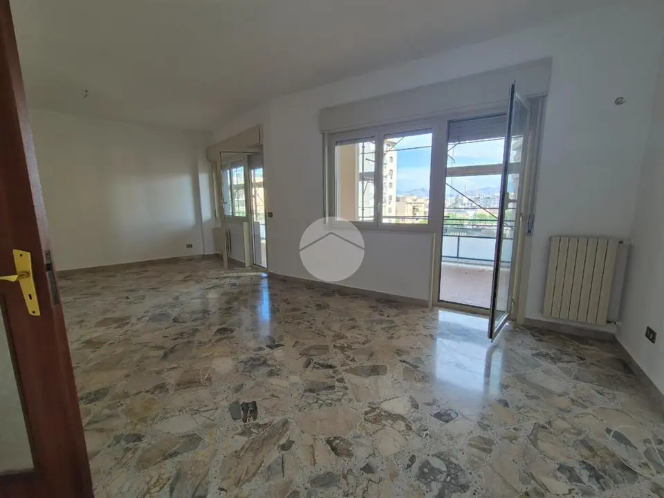 Quadrilocale in affitto a Palermo