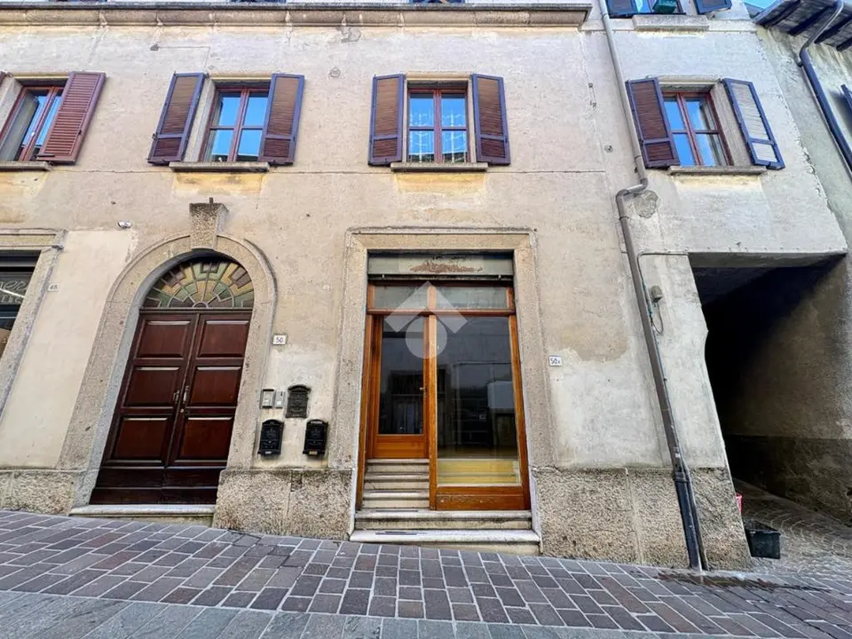 Bilocale in vendita a Gandino