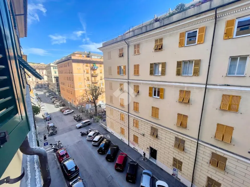 5 locali in vendita a Genova
