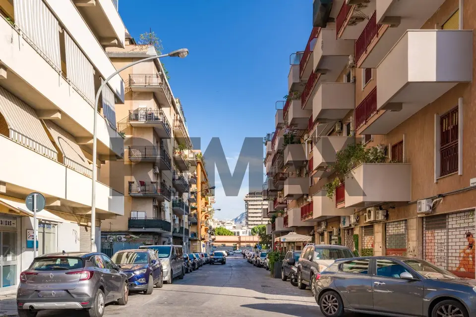 Locale Commerciale in Vendita a Palermo