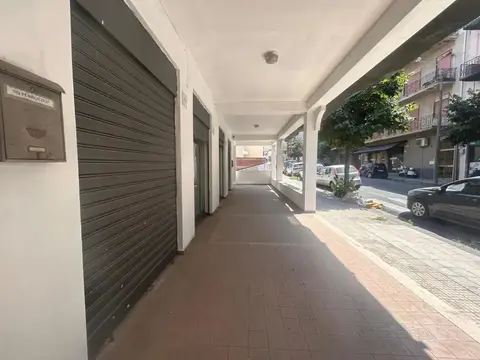 Negozio in VIA PAPA GIOVANNI XXIII 377/379, Barcellona Pozzo di Gotto (ME)