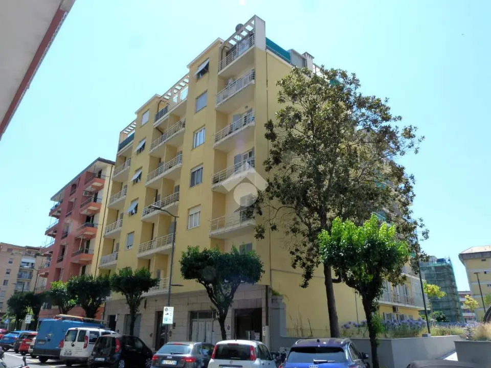 5 locali in vendita a Chiavari