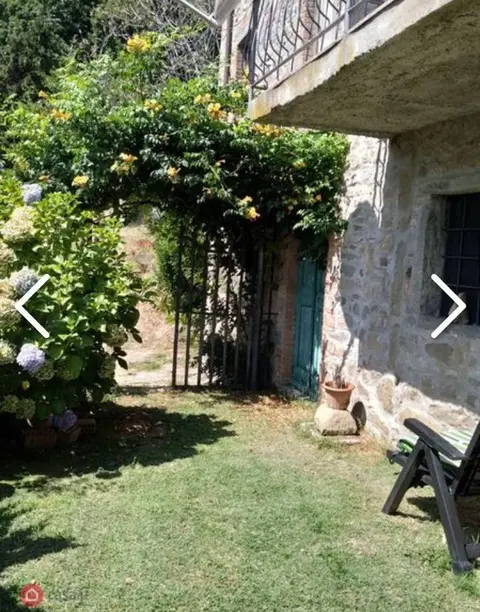 Casa Semindipendente in Vendita a Villa Basilica