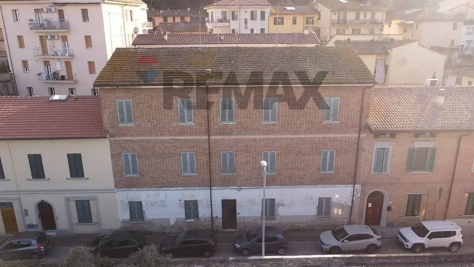 Appartamento in Vendita a Poggibonsi