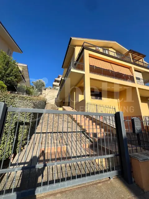 Villa in VIA LUIGI NICOLETTI 61, Crosia (CS)