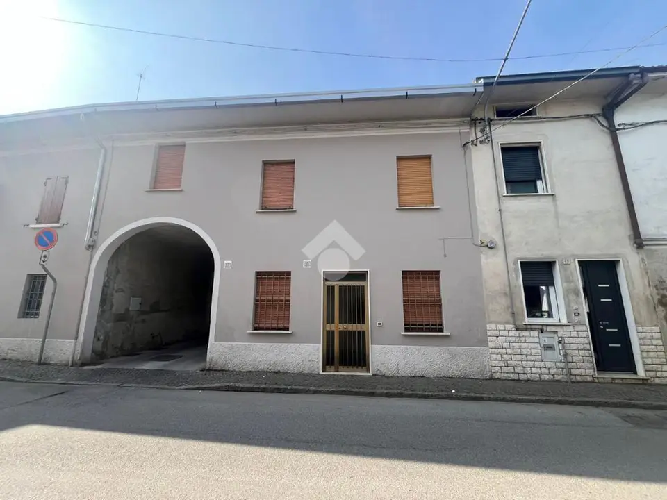 Casa indipendente in vendita a Verolavecchia