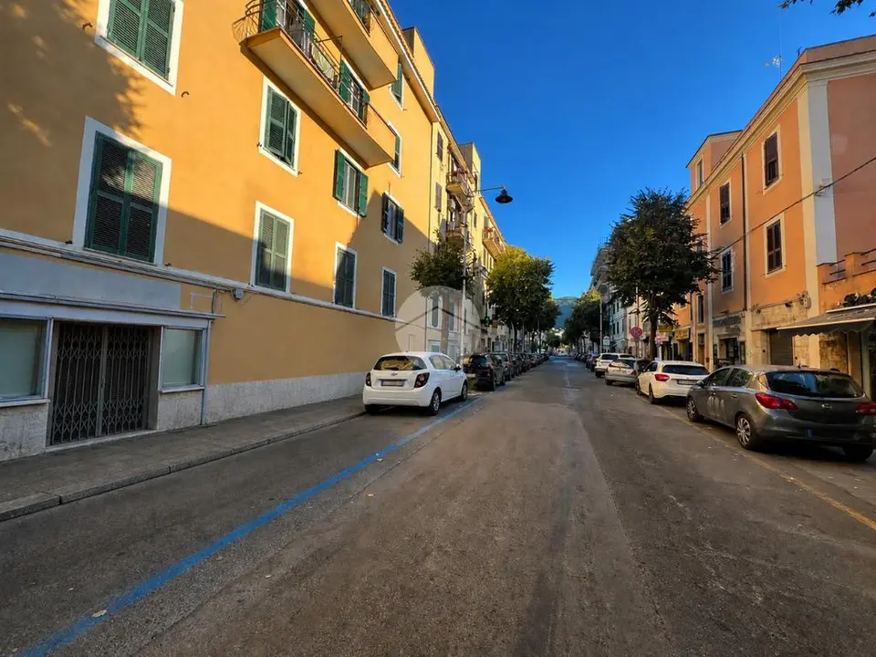 5 locali in vendita a Tivoli
