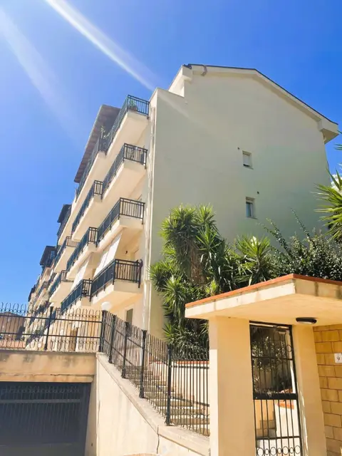 Appartamento in Via Nicholas Green 7, Agrigento (AG)
