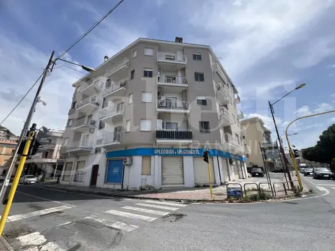 Appartamento in VIA GARIBALDI  1, Amantea (CS)