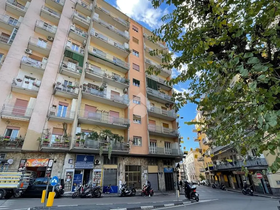 Quadrilocale in vendita a Castellammare Di Stabia