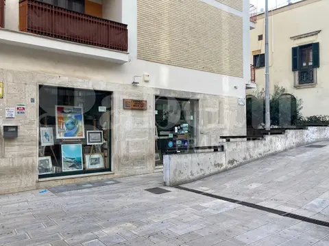 Negozio in via casimiro 24, Brindisi (BR)