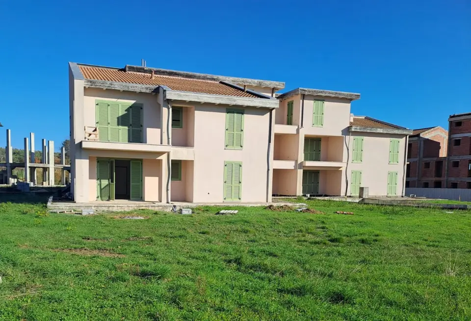 Appartamento in VIA COLLE DI POPOLI S.N.C., Rosciano (PE)