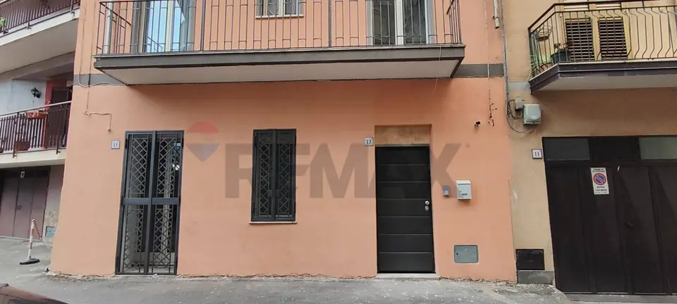 Stanza in Affitto a Aci Catena