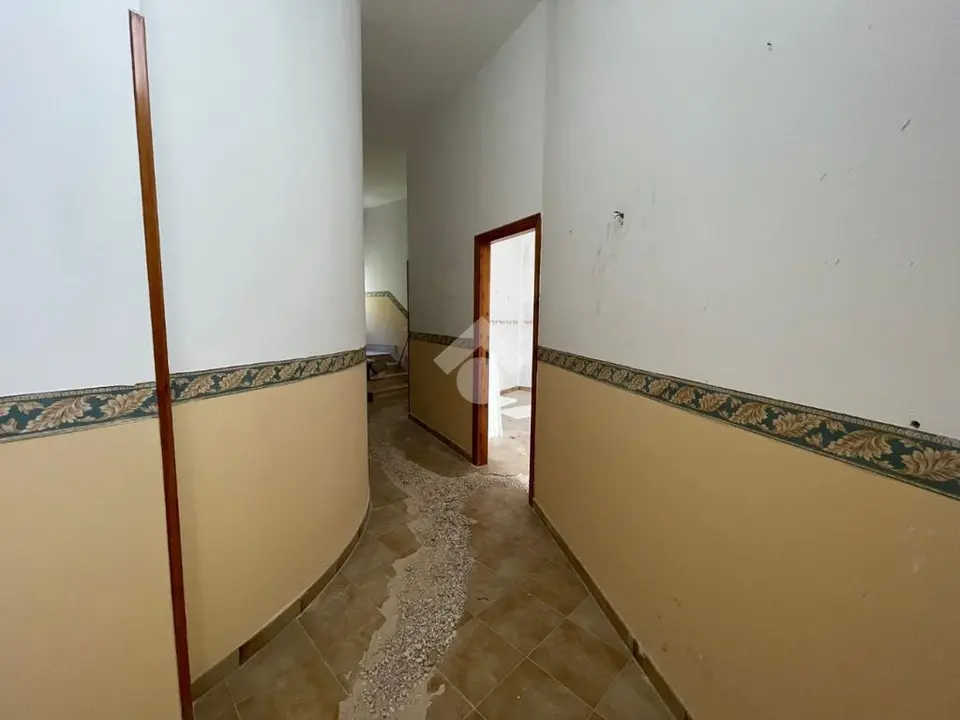Quadrilocale in vendita a Taviano