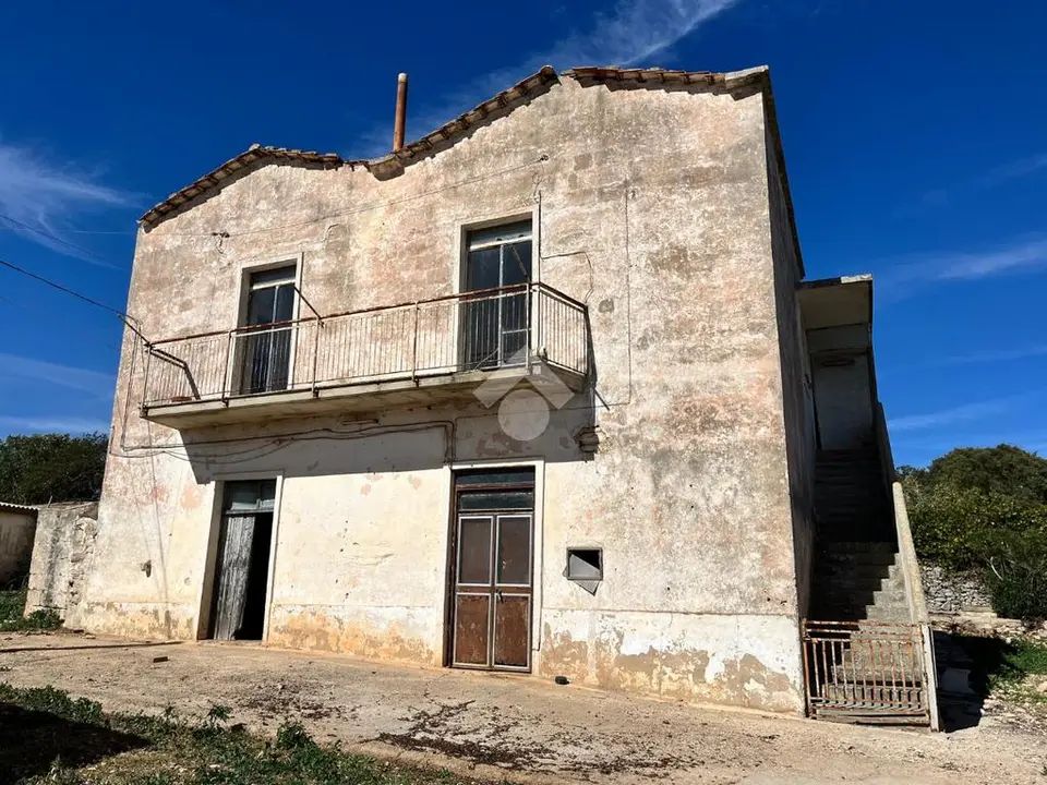 Casa di corte in vendita a Santeramo In Colle