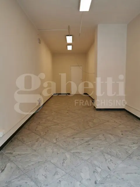 Negozio in corso Canalchiaro 172, Modena (MO)