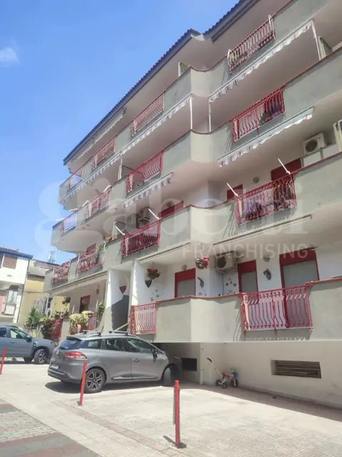 Appartamento in Via Ugo Foscolo 0, Roccalumera (ME)