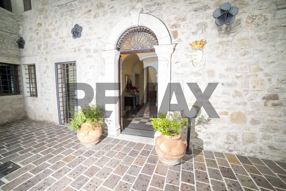 Appartamento in Vendita a Todi