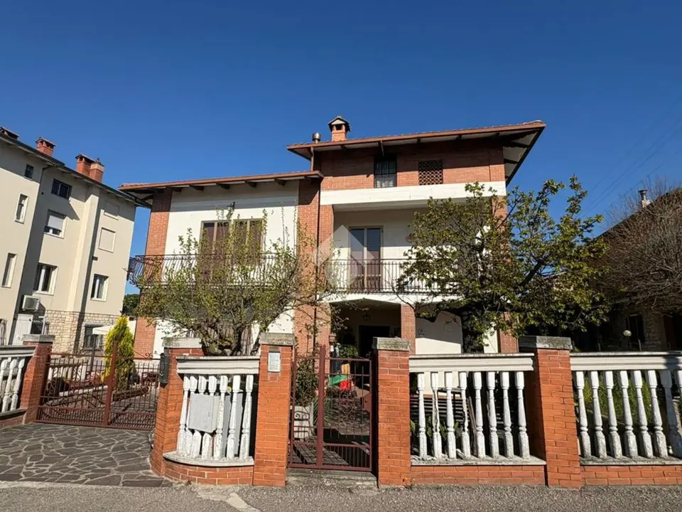 Quadrilocale in vendita a Perugia