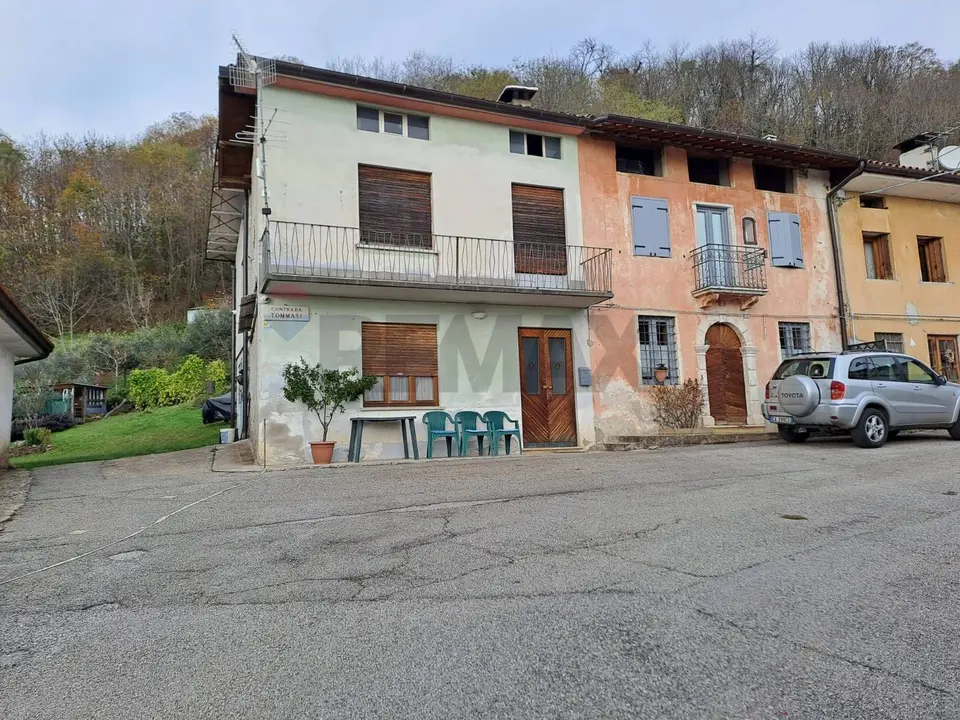 Rustico in Vendita a Valdagno
