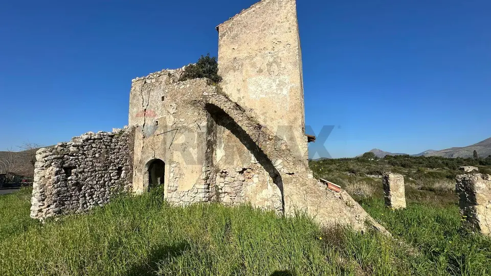 Rustico in Vendita a Gaeta