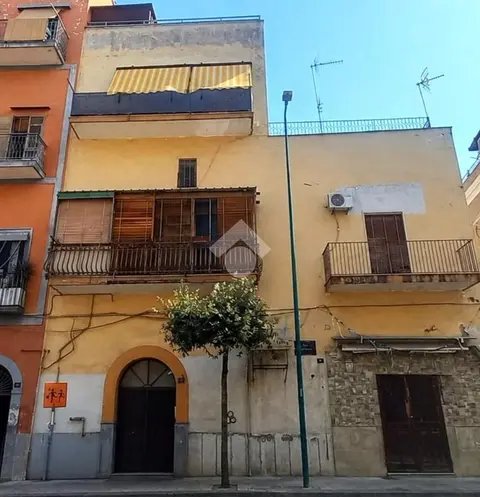 Trilocale in vendita a Torre Del Greco