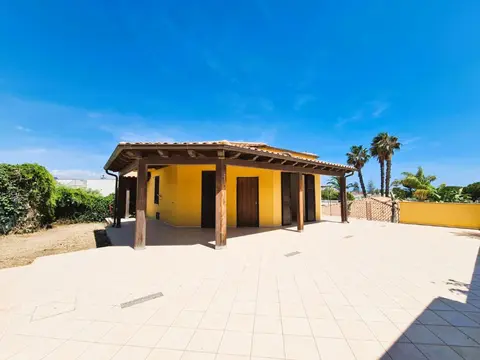 Villa in Viale dei Pini 25, Agrigento (AG)