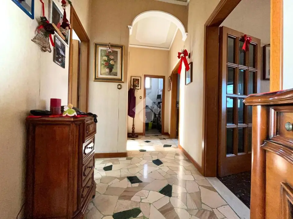 Quadrilocale in vendita a Firenze
