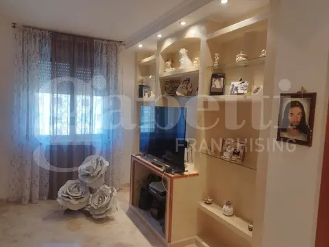 Appartamento in PIAZZA SANDRO PERTINI  5, Taranto (TA)