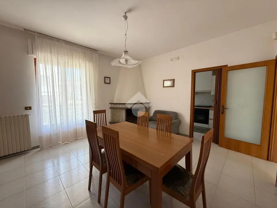 Casa indipendente in vendita a Santeramo In Colle
