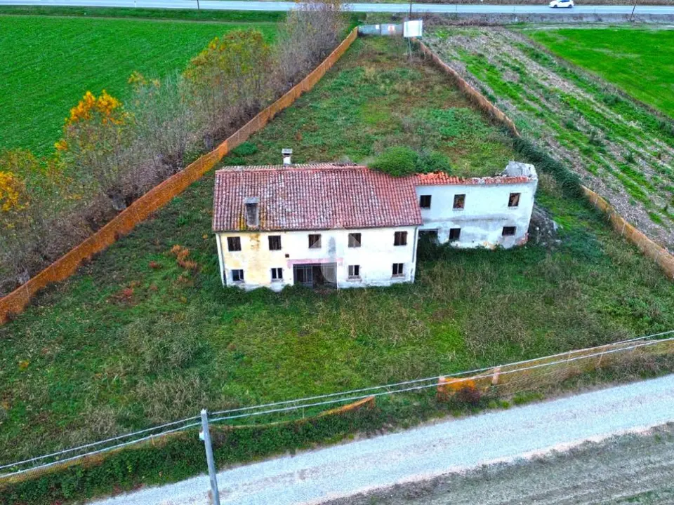 Rustico in vendita a Piazzola Sul Brenta