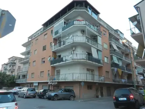 Appartamento in via attilio pepe/ leonardo da vinci 1, Scalea (CS)