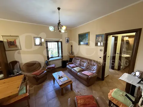 Casa Indipendente in VICO SECONDO DI VIA ROMA  10, Fiumefreddo Bruzio (CS)