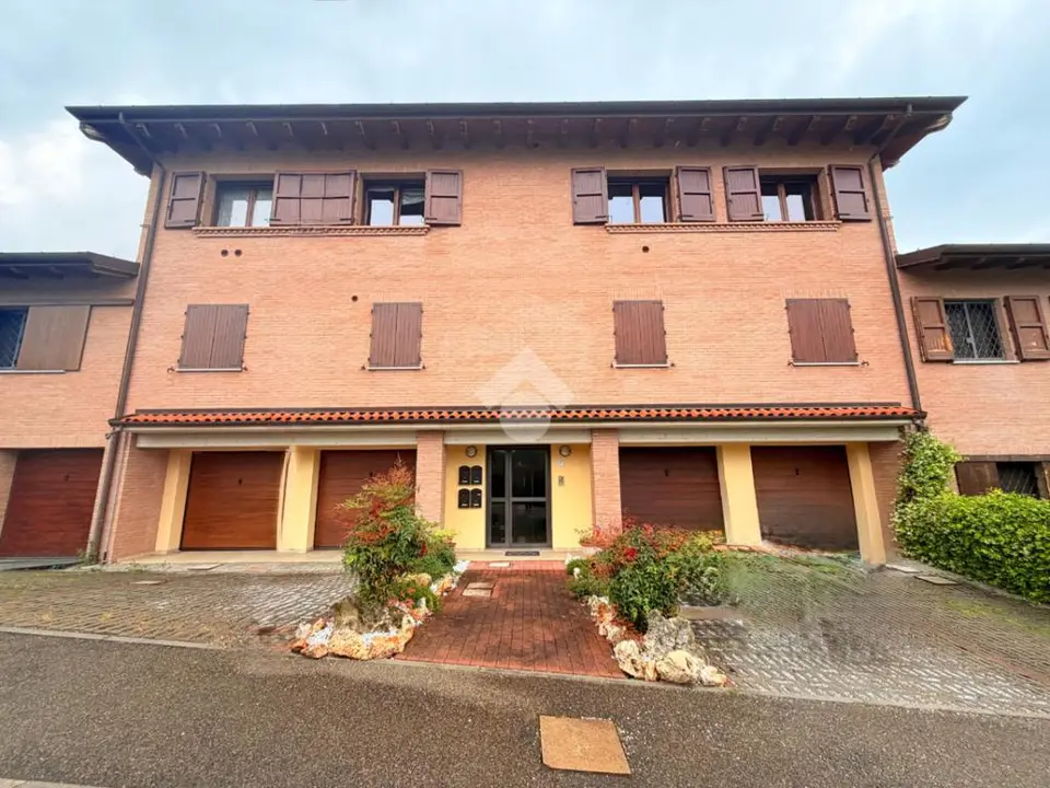 Trilocale in vendita a Valsamoggia