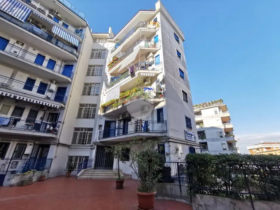 Trilocale in vendita a Napoli