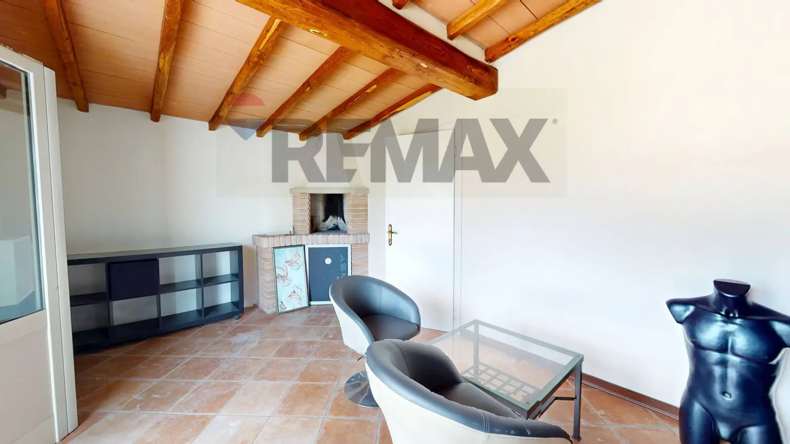 Casa Semindipendente in Vendita a Viareggio