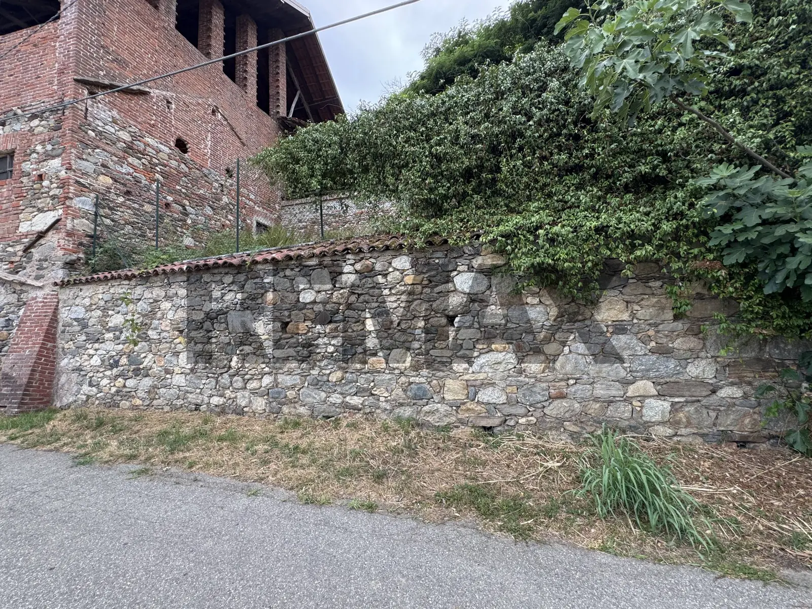 Rustico in Vendita a Cureggio