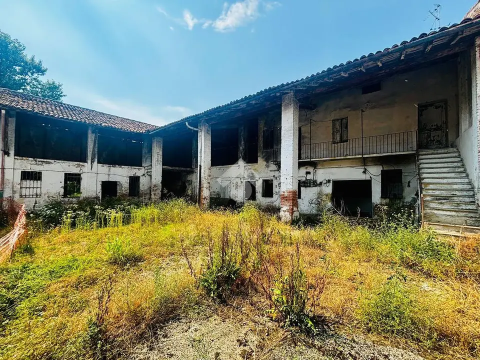 Rustico in vendita a Fornovo San Giovanni