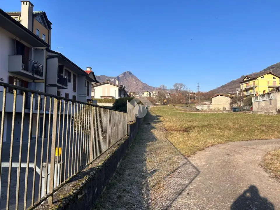 Ter. residenziale in vendita a Pianico