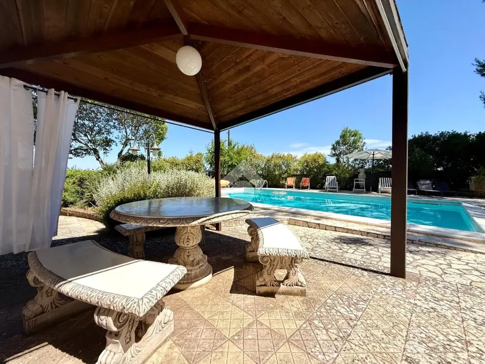 Villa singola in vendita a Toritto