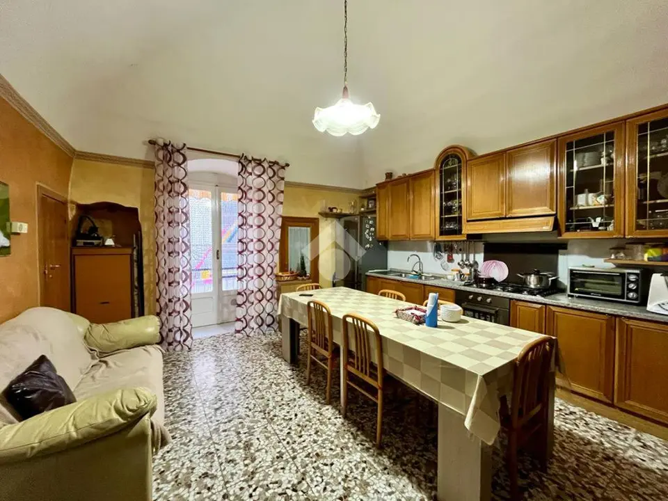 Casa indipendente in vendita a Santeramo In Colle