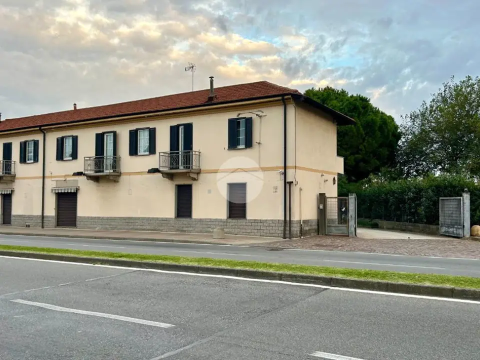 Casa semindipendente in vendita a Beinasco