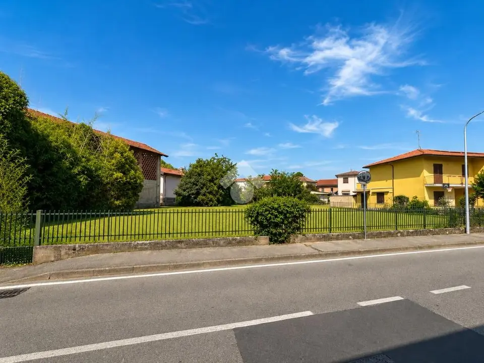 Ter. residenziale in vendita a Fara Gera D'Adda