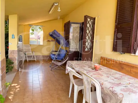 Villa in Via Montecristo  44, Latina (LT)