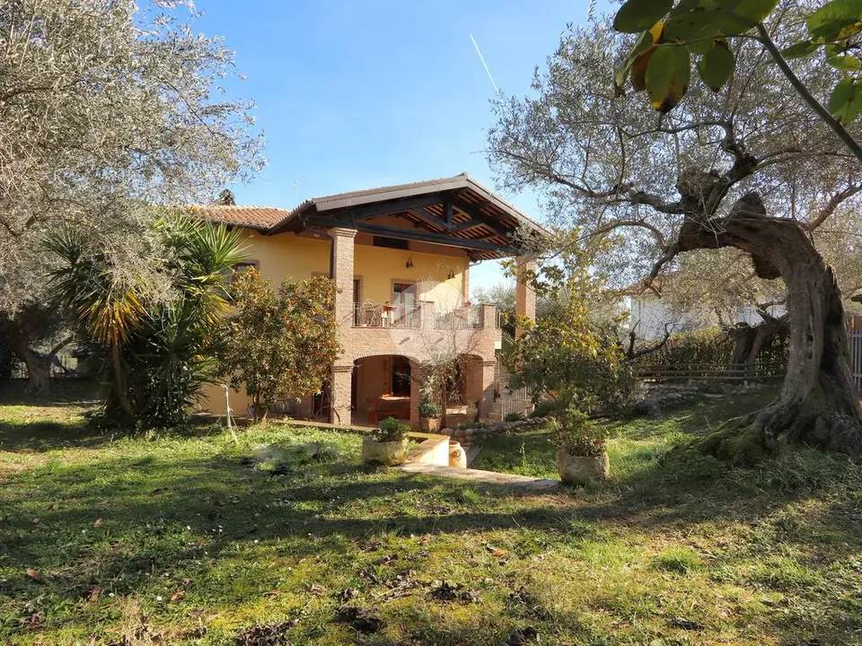 Villa singola in vendita a Città Sant'Angelo