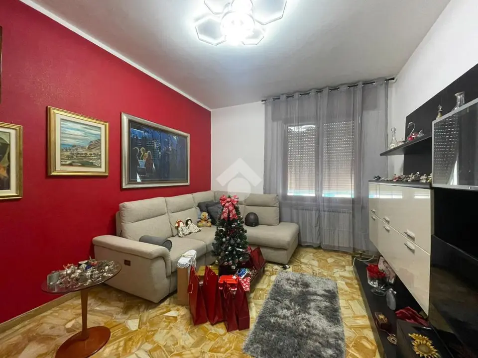 5 locali in vendita a Genova