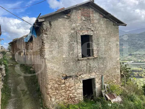 Appartamento in VIA AMBA ALAGI  11-13, Cleto (CS)