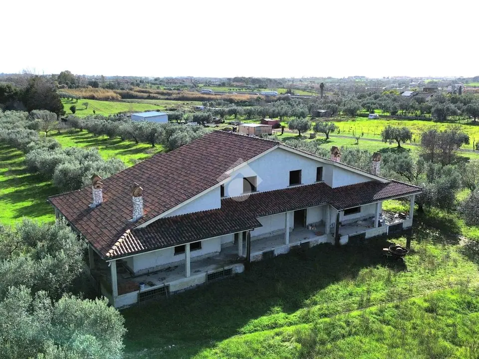 Rustico in vendita a Cerveteri